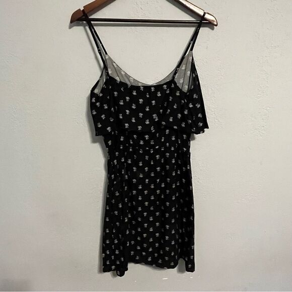 Old Navy Rose Printed Black Dress - Picture 6 of 7